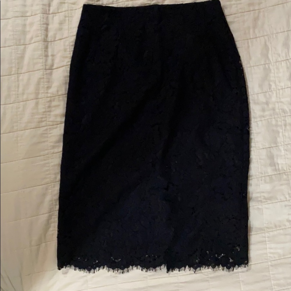 Lace pencil skirt